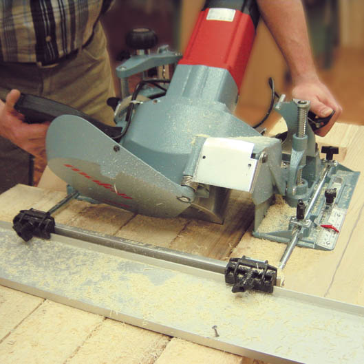 Rezkalnik za zareze ZK 115 Ec