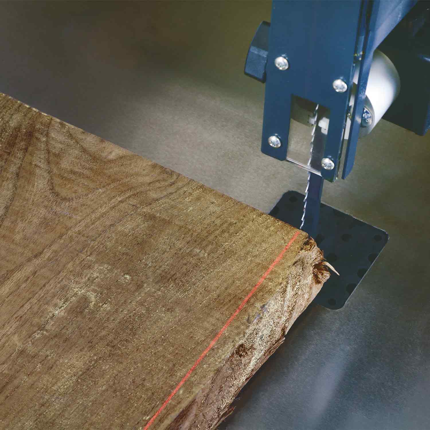 Linearni laser za tračne žage